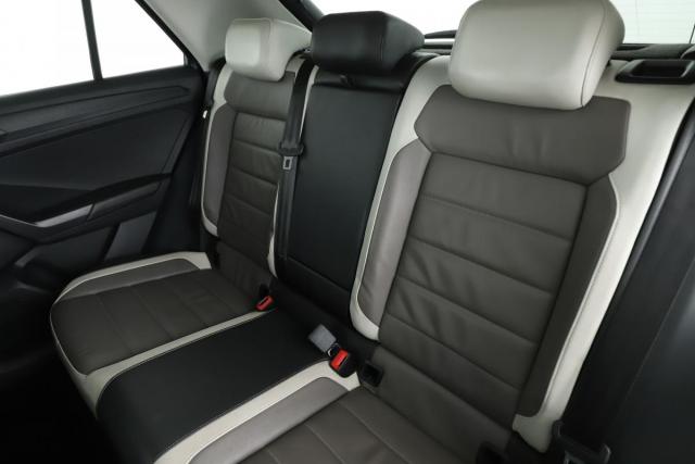 Volkswagen T-Roc image 9