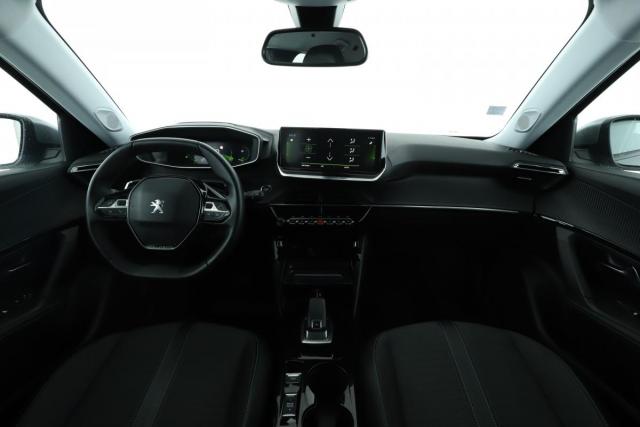 Peugeot 2008 image 5