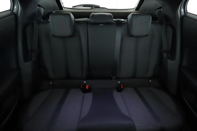 Peugeot 2008 image 7