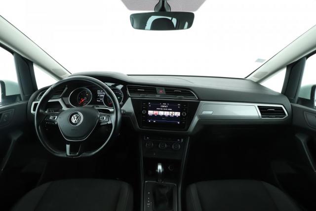 Volkswagen Touran image 9