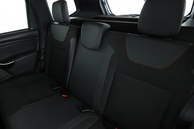 Dacia Duster image 9