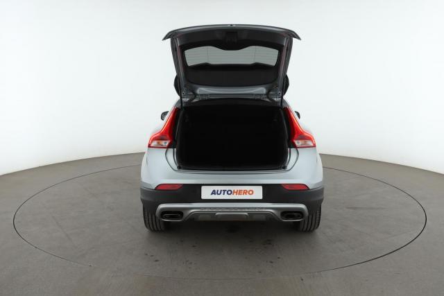 Volvo V40 Cross Country image 6