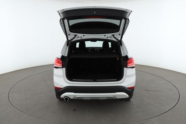 Bmw X1 image 8