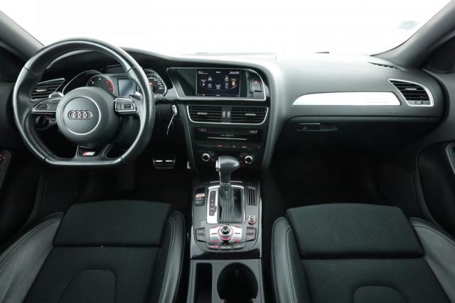 Audi A4 Avant image 4
