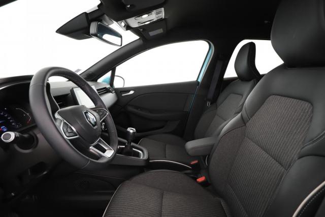 Renault Clio image 8