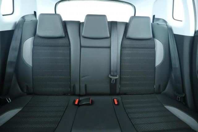 Peugeot 2008 image 1