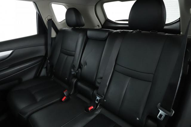 Nissan X-Trail image 7