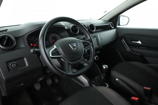 Dacia Duster image 1