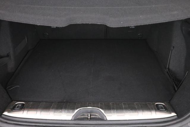 Peugeot 2008 image 1