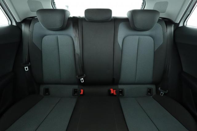 Audi Q2 image 8