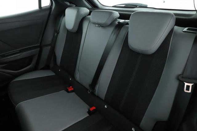 Opel Mokka image 8
