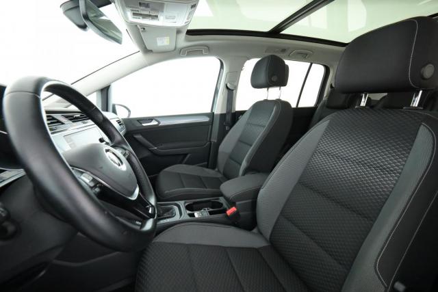 Volkswagen Touran image 8