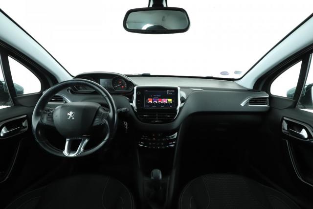 Peugeot 208 image 2