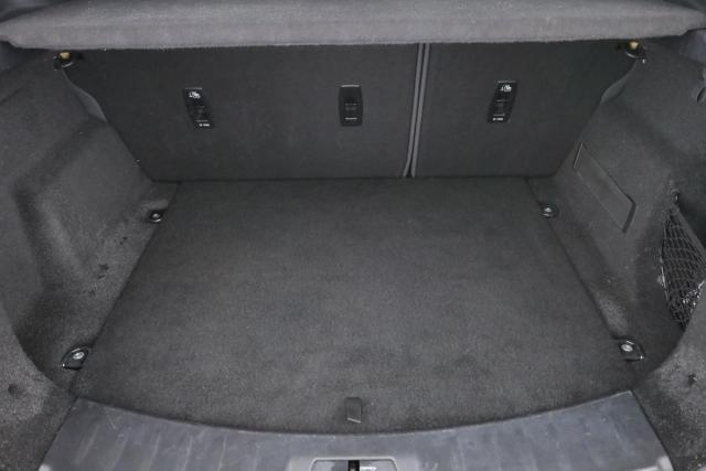 Jaguar E-Pace image 4