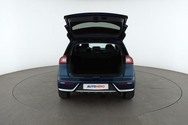 Kia Niro image 9