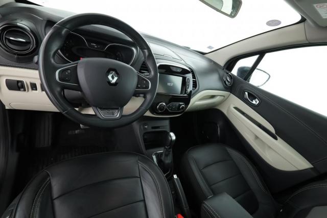 Renault Captur image 8