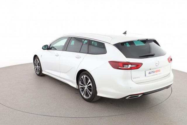 Opel Insignia Sports Tourer image 7