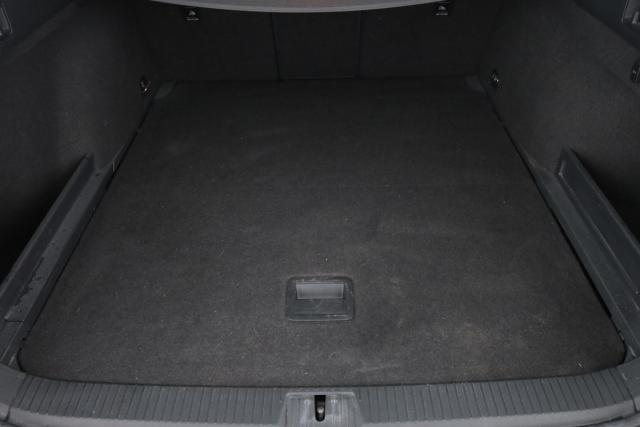Volkswagen Passat Sw image 5