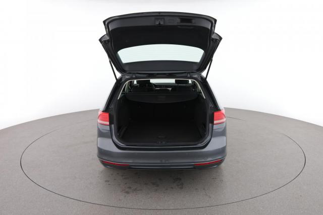 Volkswagen Passat Sw image 8
