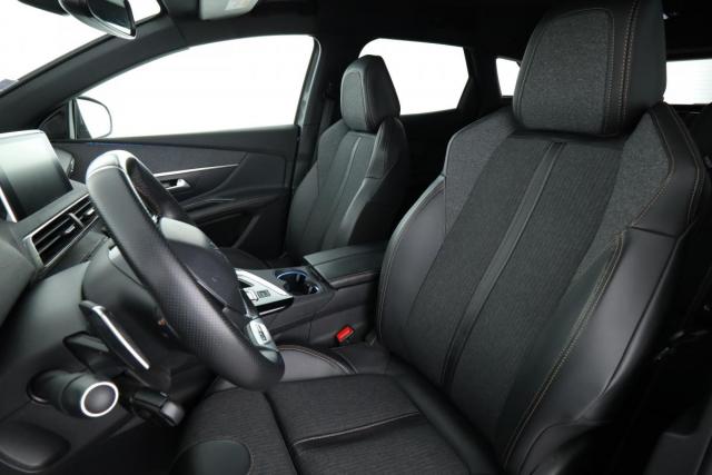 Peugeot 3008 image 1