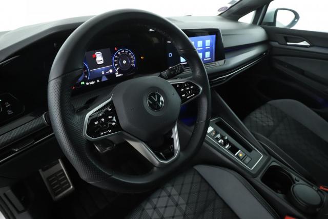 Volkswagen Golf image 6