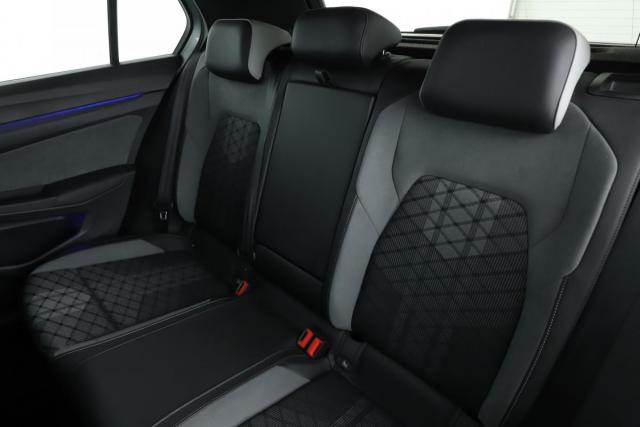 Volkswagen Golf image 2