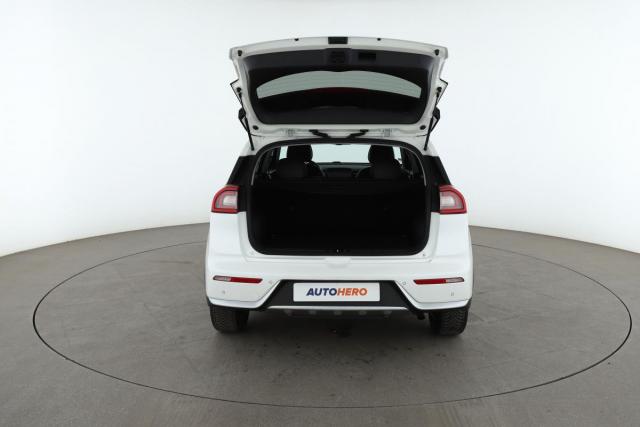 Kia Niro image 8