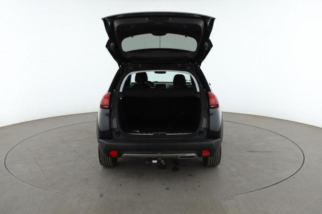 Peugeot 2008 image 2
