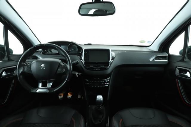 Peugeot 2008 image 5
