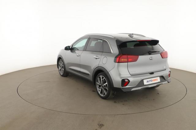 Kia Niro image 9