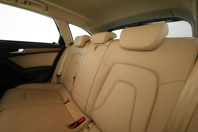 Audi A4 Allroad image 1