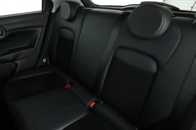 Fiat 500x image 3