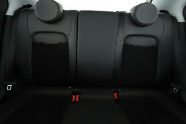 Fiat 500x image 2
