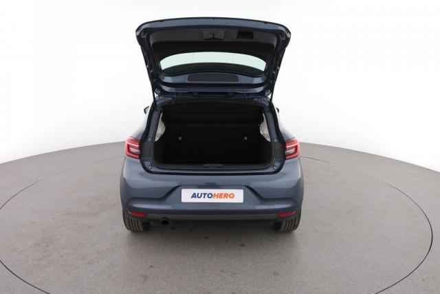 Renault Clio image 9