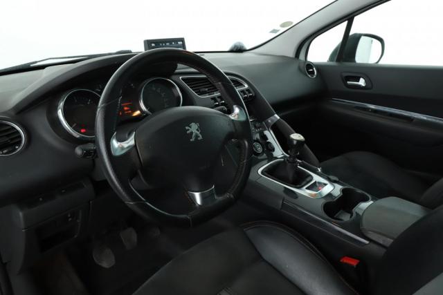 Peugeot 3008 image 8