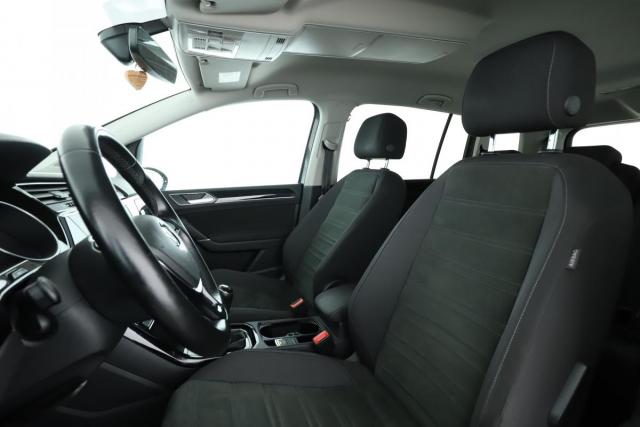 Volkswagen Touran image 6