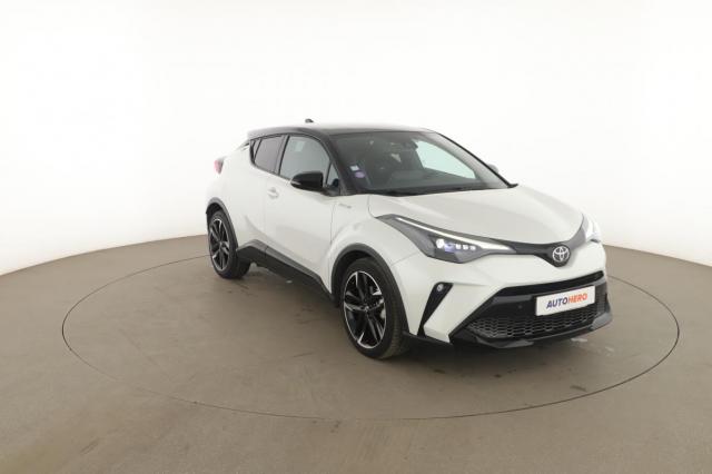 Toyota C-Hr image 2