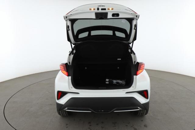 Toyota C-Hr image 5