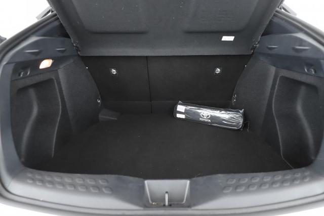 Toyota C-Hr image 7
