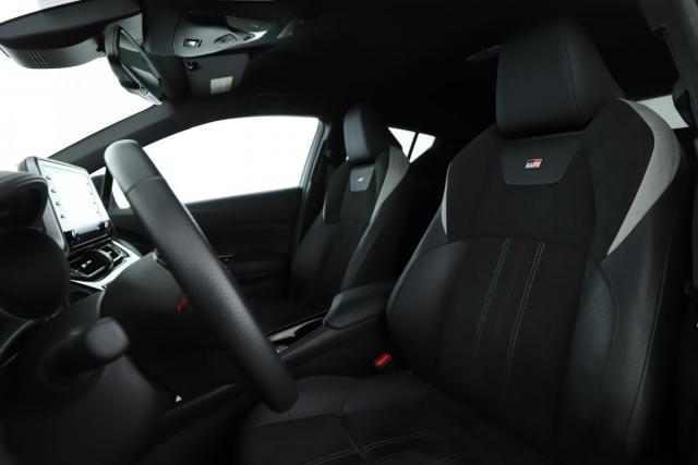 Toyota C-Hr image 3