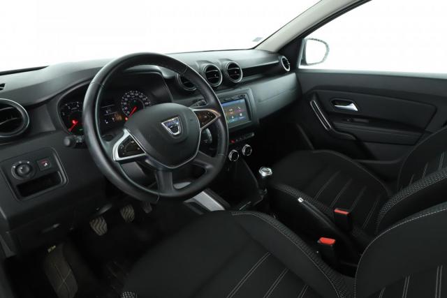 Dacia Duster image 8