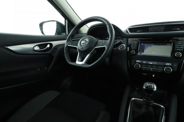 Nissan Qashqai image 1