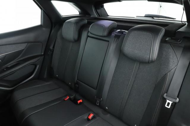 Peugeot 3008 image 4