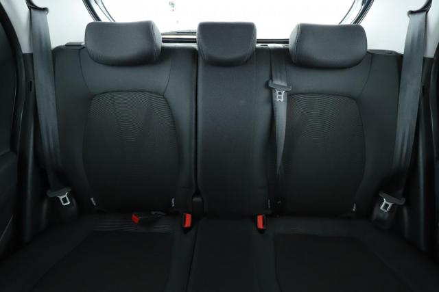Hyundai I10 image 9