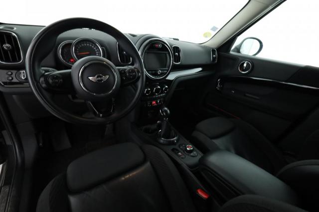 Mini Countryman image 9