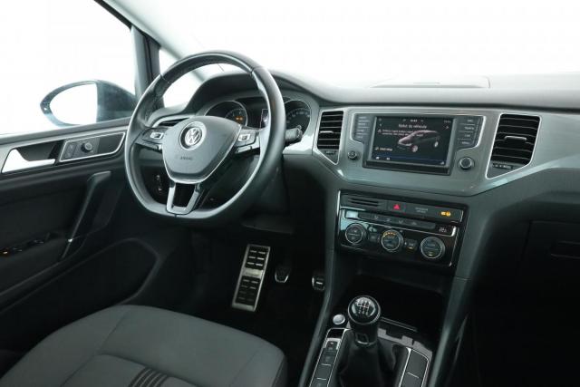 Volkswagen Golf Sportsvan image 5