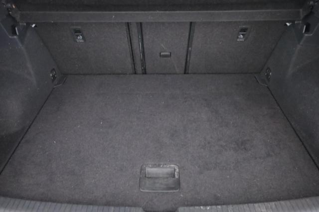 Volkswagen T-Roc image 3