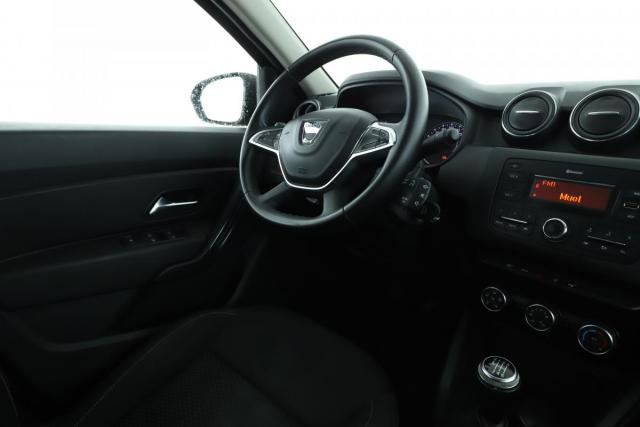 Dacia Duster image 8