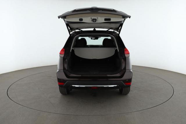 Nissan X-Trail image 8
