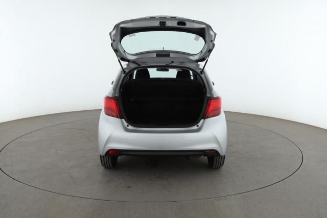 Toyota Yaris image 8